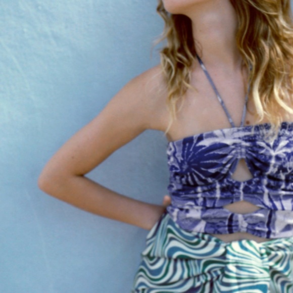 CUT OUT JACQUARD TOP - Picture 4 of 8